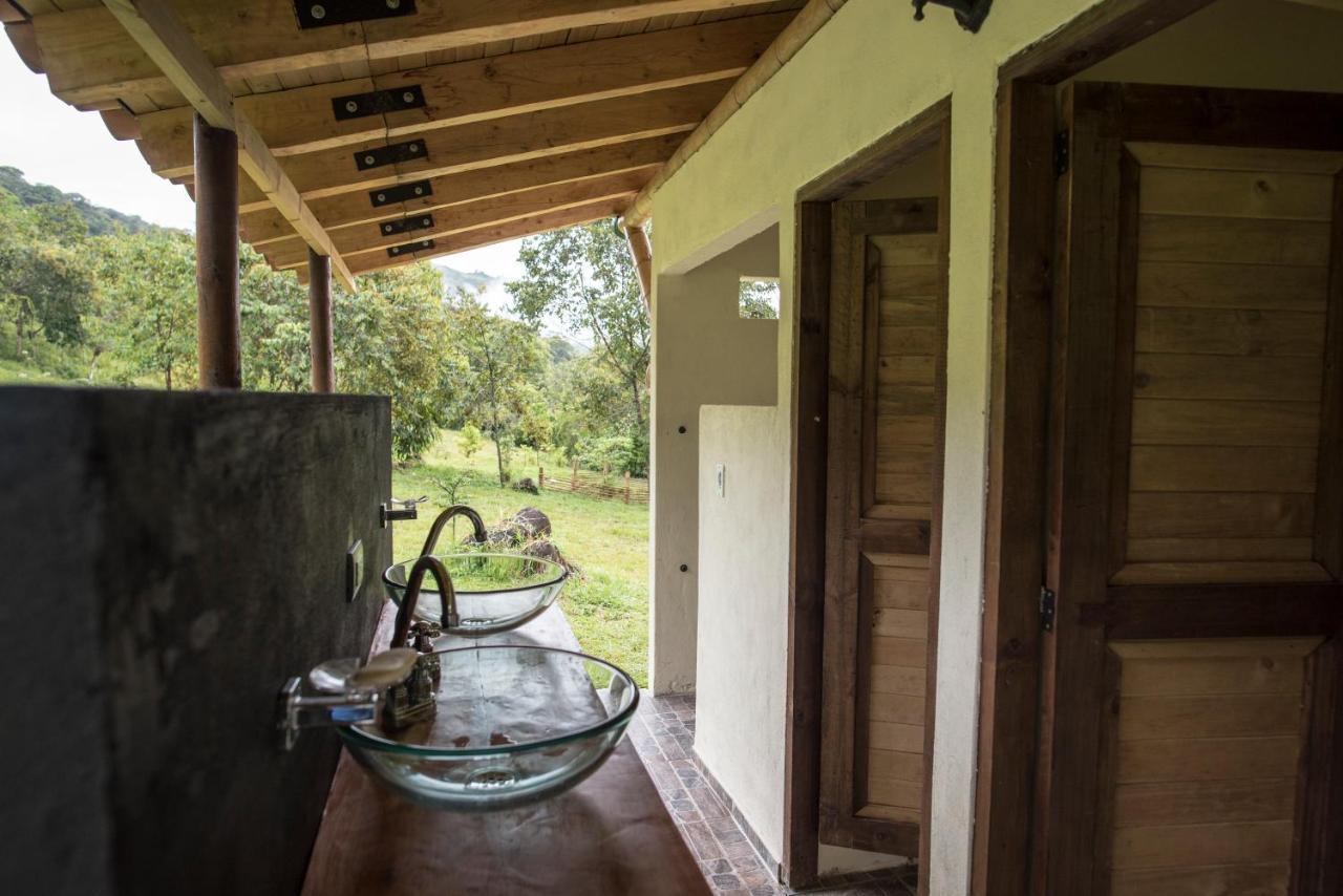 La Perla Negra - Black Pearl Eco Hostel São Rafael Exterior foto